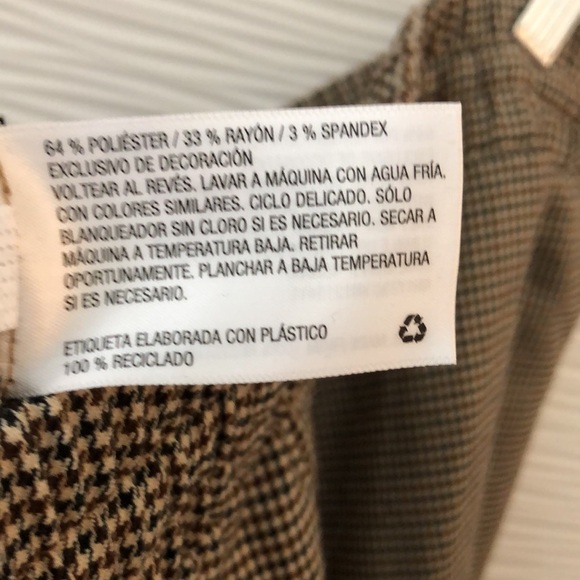 NWT Wild Fable brown/black houndstooth joggers with racing stripes on each leg. - Picture 9 of 9